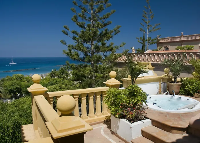 Bahia Del Duque Szálloda 5*