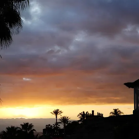 Bahía Del Duque 5*