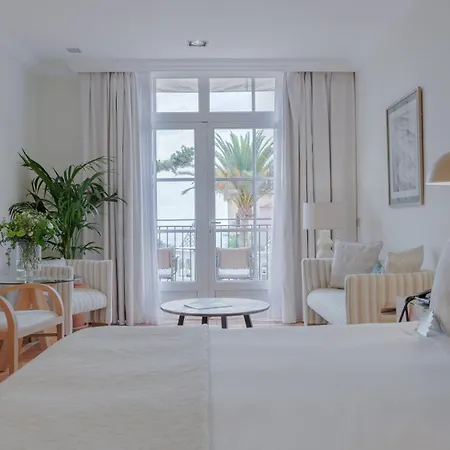 Bahia Del Duque فندق 5*