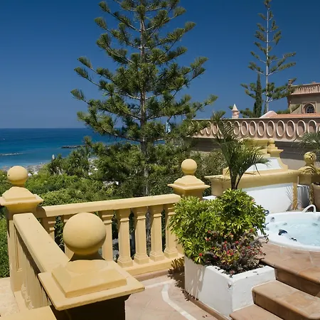 Bahia Del Duque ホテル 5*