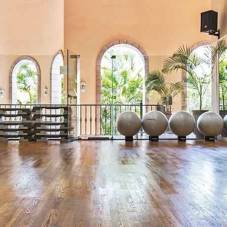 Bahia Del Duque ホテル アデヘ