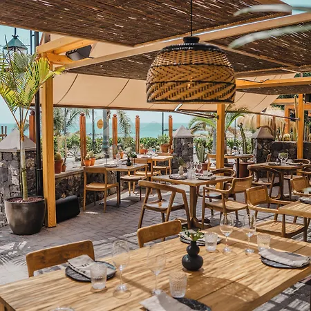 公爵湾酒店 酒店