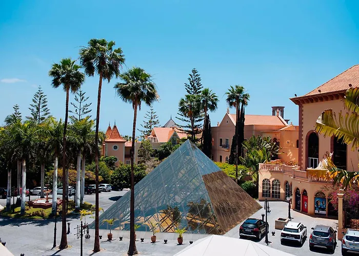 Bahia Del Duque Hotel 5*