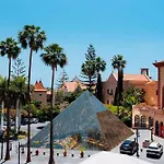 Bahia Del Duque 호텔 5*