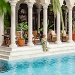 Bahia Del Duque 아데제