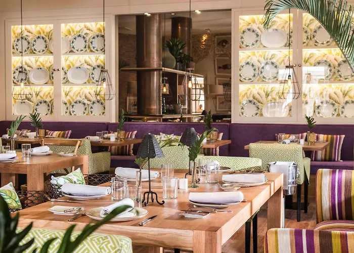 Bahia Del Duque Hotel 5*